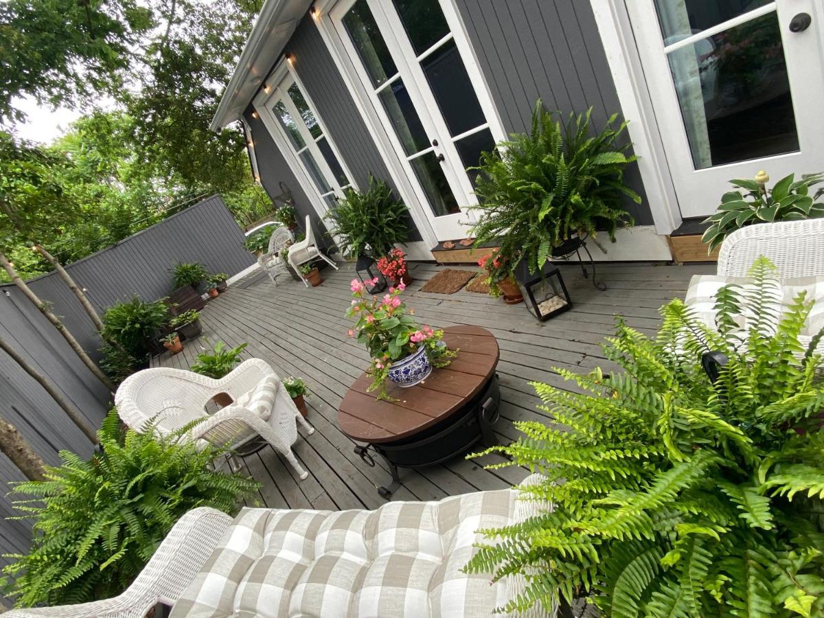 The Olive Bird Chalet In Central Gardens, Memphis Tn Exterior photo